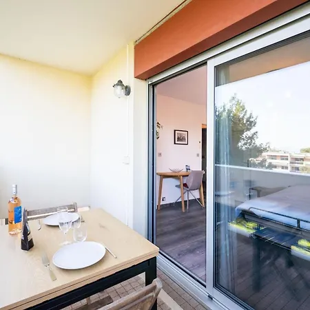 Eden Bleu, Parking, Piscine, Tennis Et Soleil Апартаменти Антіб